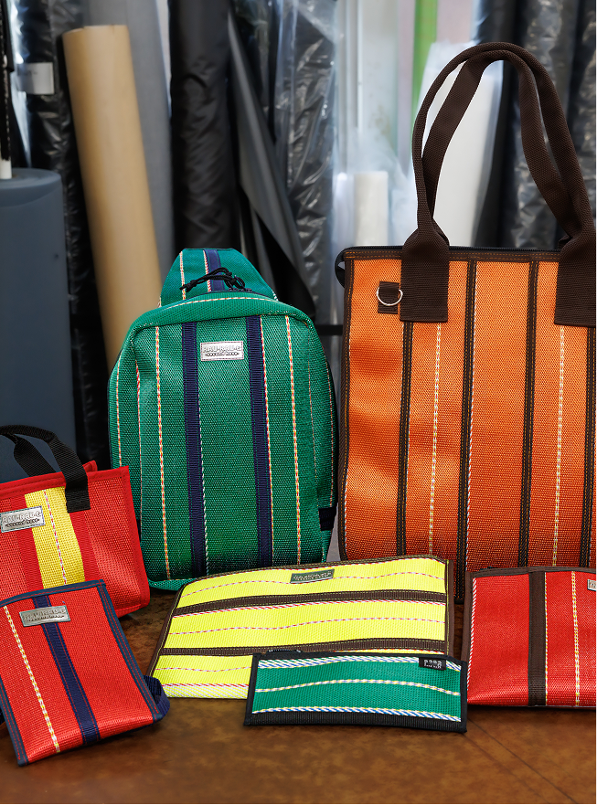 アニメーションするイメージ画像