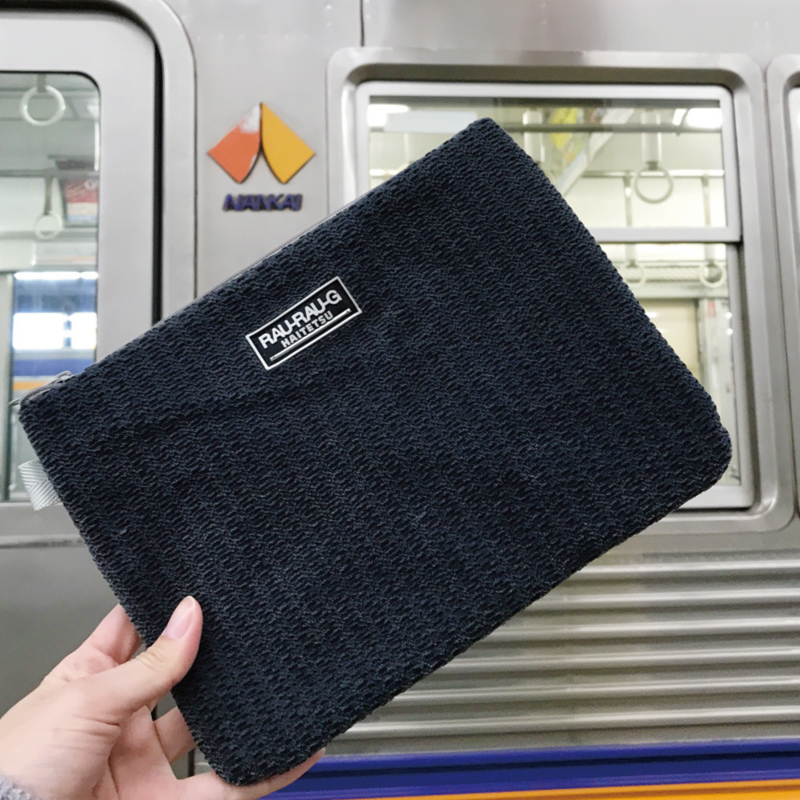 南海電鉄6000系モケットフラットポーチ