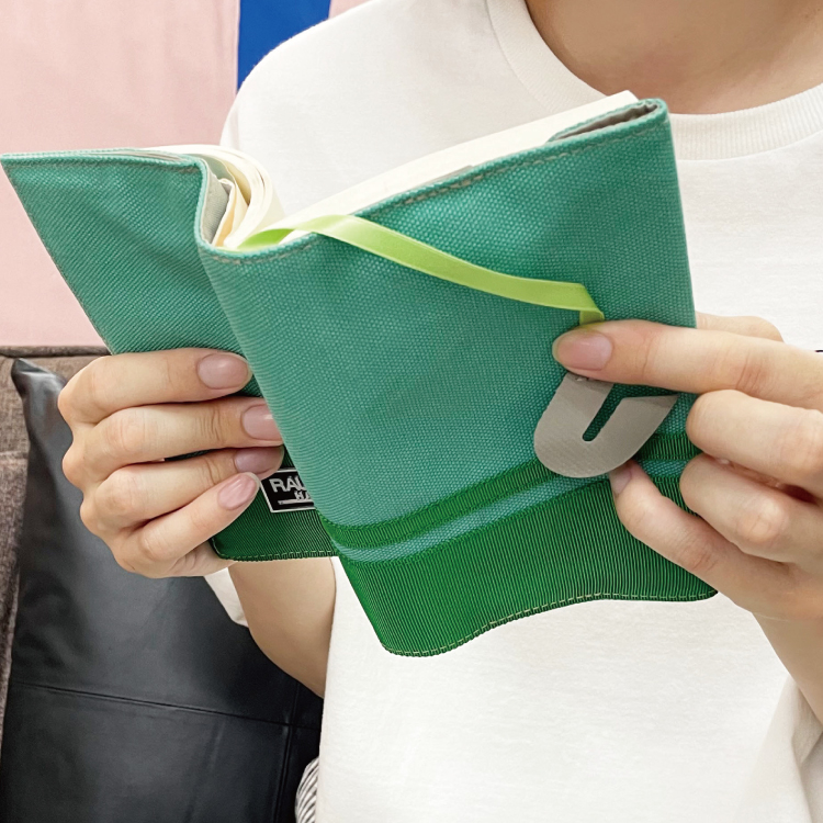 ブックカバー 神戸市交通局