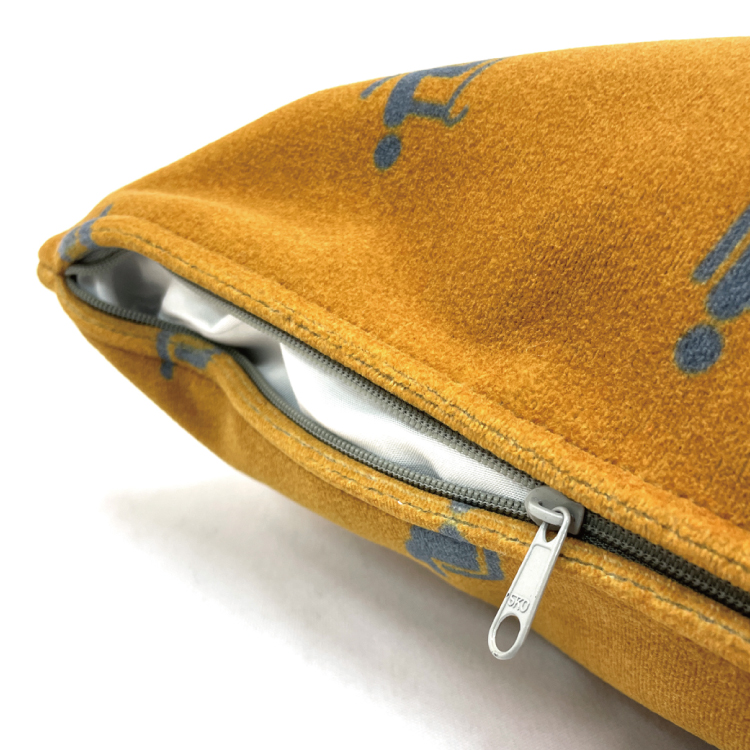 京阪電車モケットクッション