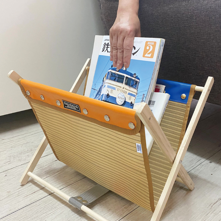 南海電鉄6000系 マガジンラック